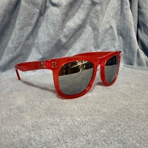 🔥‎ Rustic Cuff Red Sunglasses – Retro Vibe—gold accents —mirrored lenses 🔥